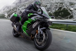 Une caméra pour améliorer le régulateur adaptatif - Crédit photo : Kawasaki